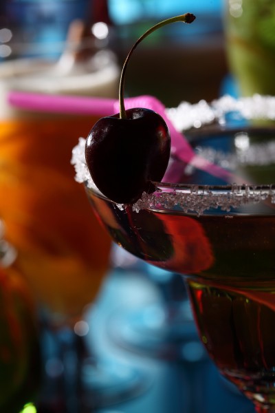 酷炫创意的夏季美食冷饮果汁鸡尾酒高清艺术摄影图片
