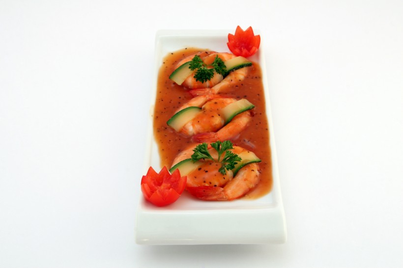 美味诱人的日式料理明虾寿司高清图片