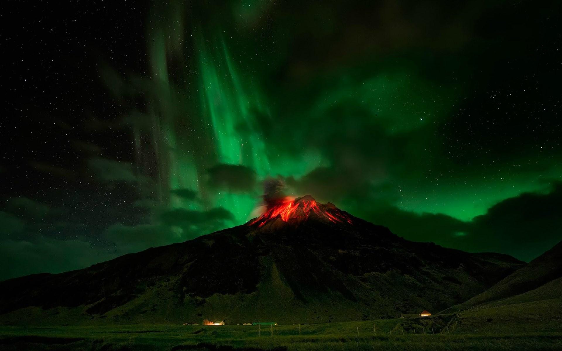 欧洲活火山埃特纳火山风景摄影图片