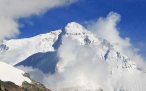 世界最高的山峰 珠穆朗玛峰8844.43米(曾超过12000米)
