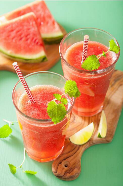 夏季冷饮甜品美味清凉的水果汁高清唯美图片2