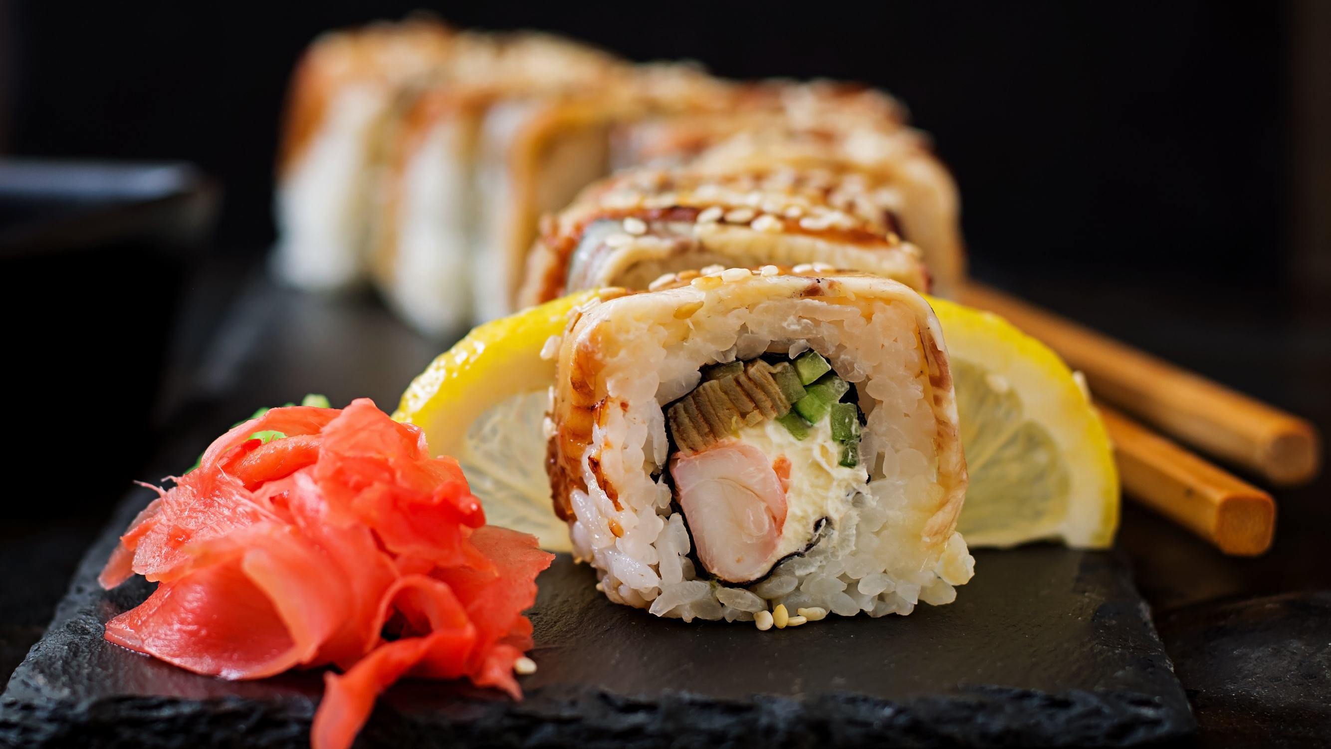 芳香四溢美味诱人的日本寿司高清图片2