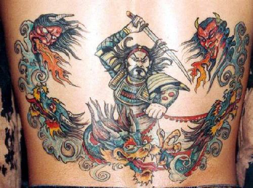骑龙武士与武士刀彩色纹身图案